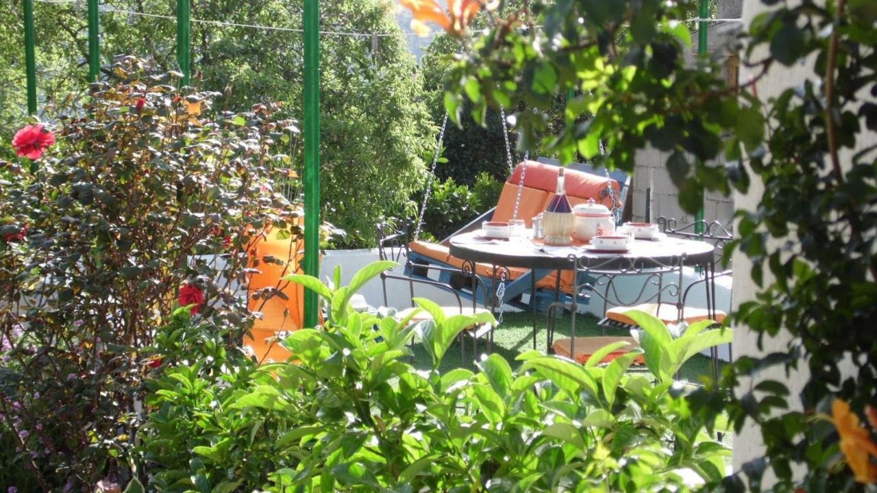 Villa Ferulas Oliena Exterior foto